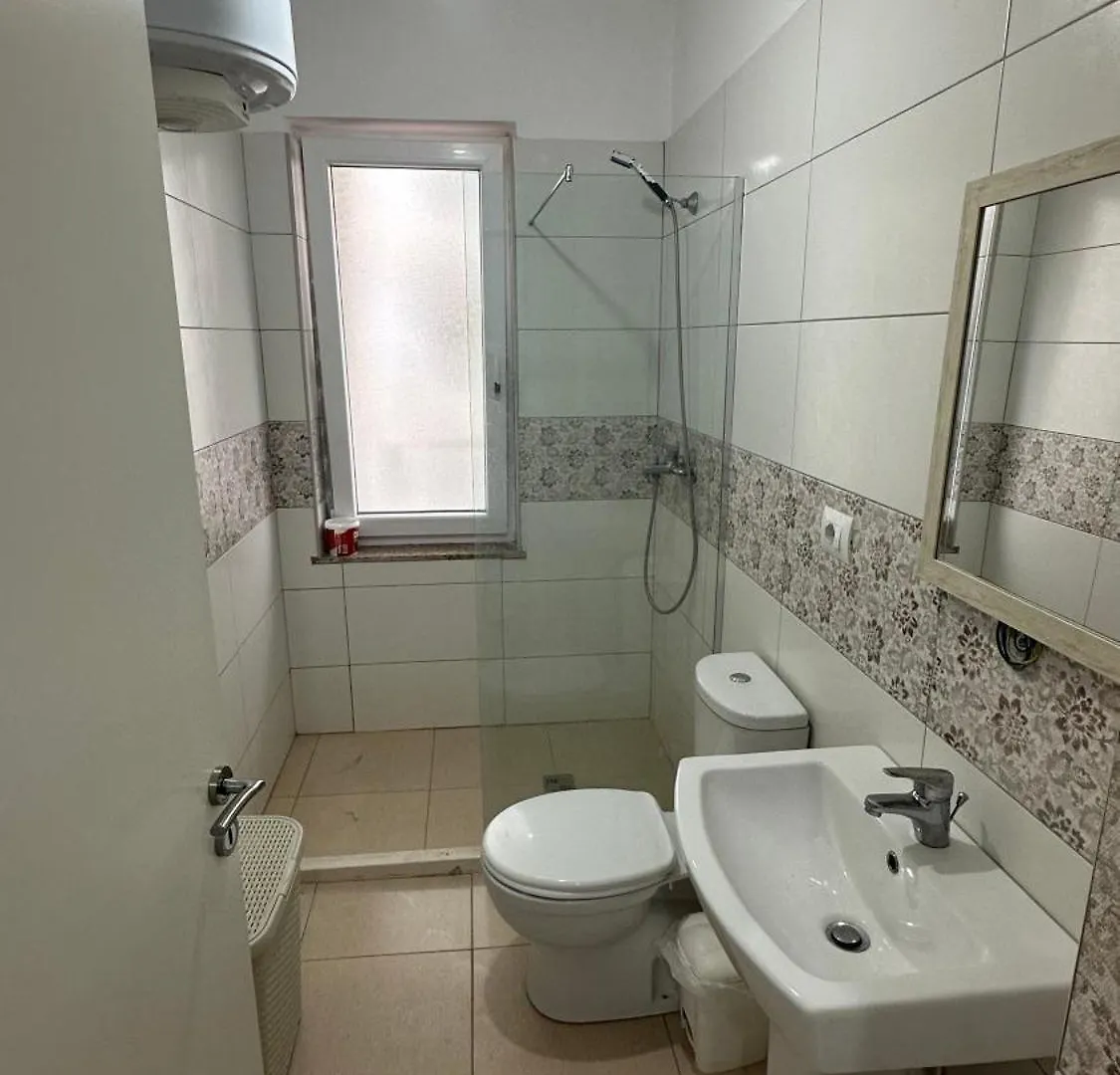 Apartment Holiday'S Appartment Lezhe